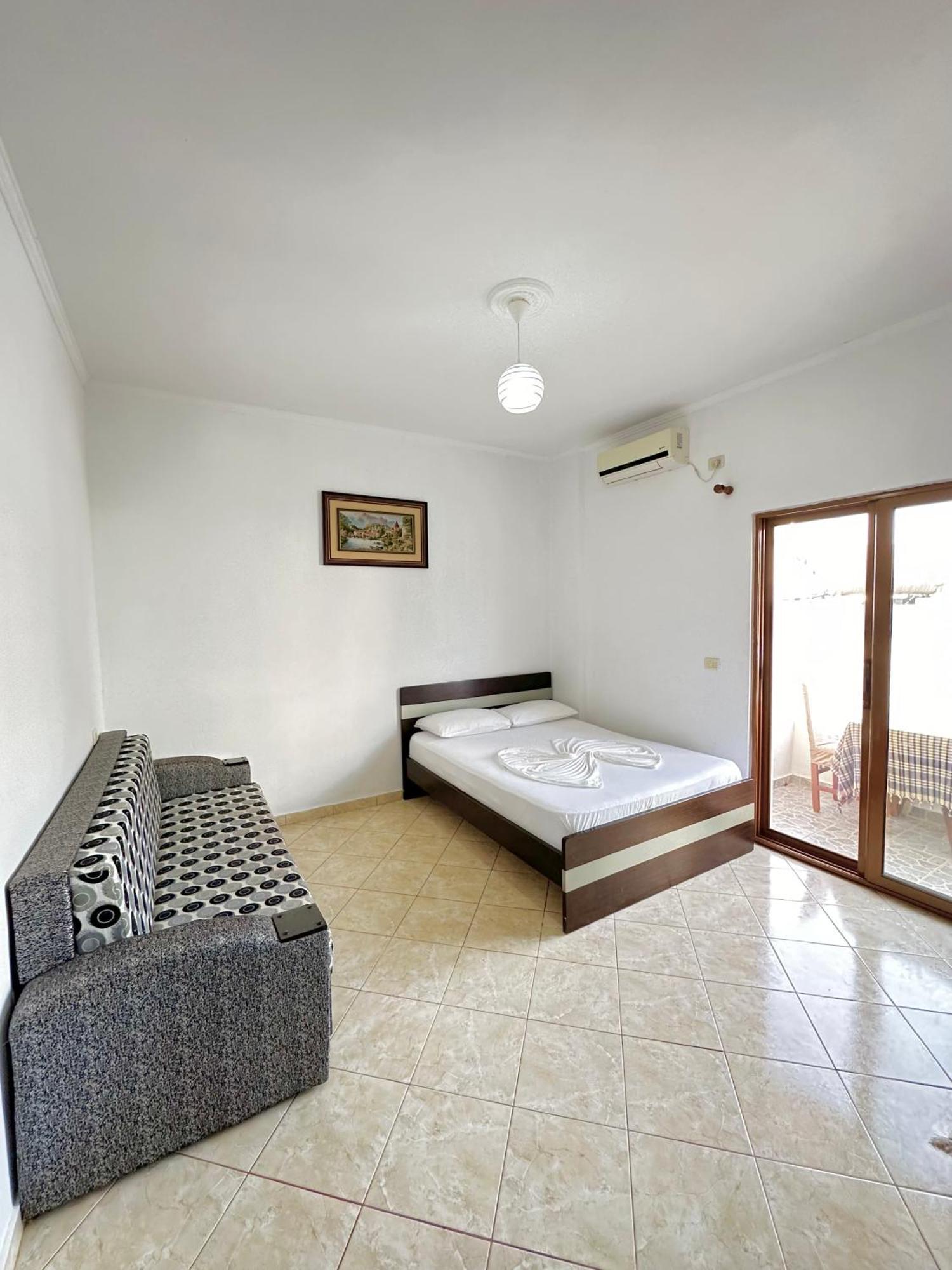 Vila NelaMari Apartment Ksamil Luaran gambar