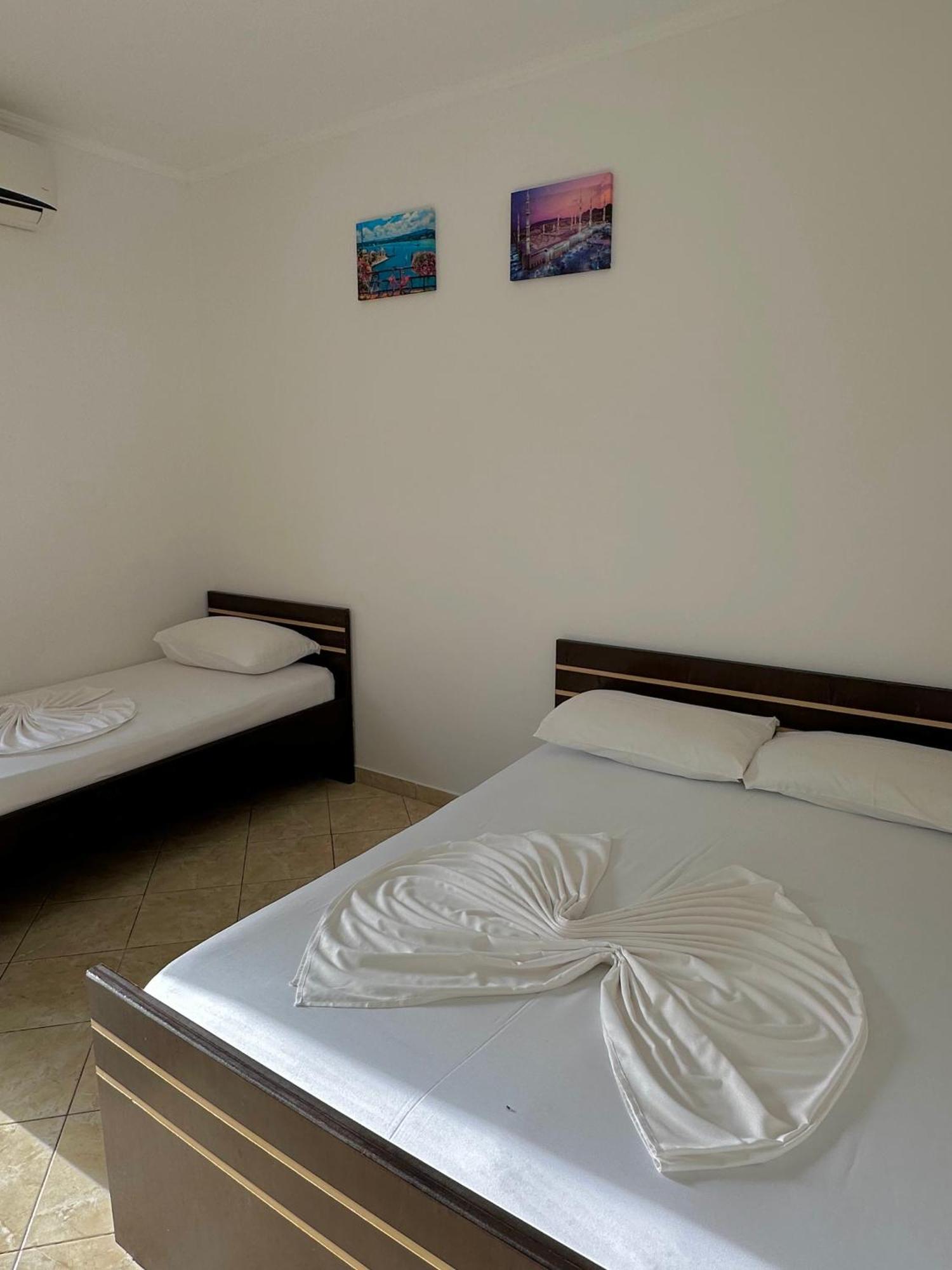 Vila NelaMari Apartment Ksamil Luaran gambar