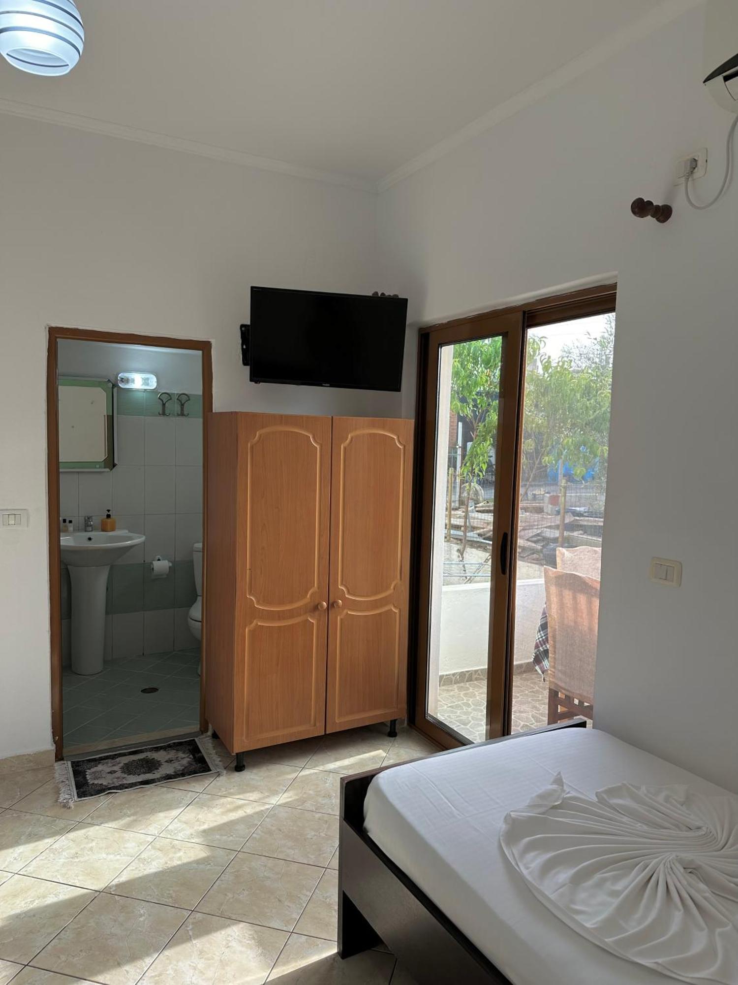 Vila NelaMari Apartment Ksamil Luaran gambar